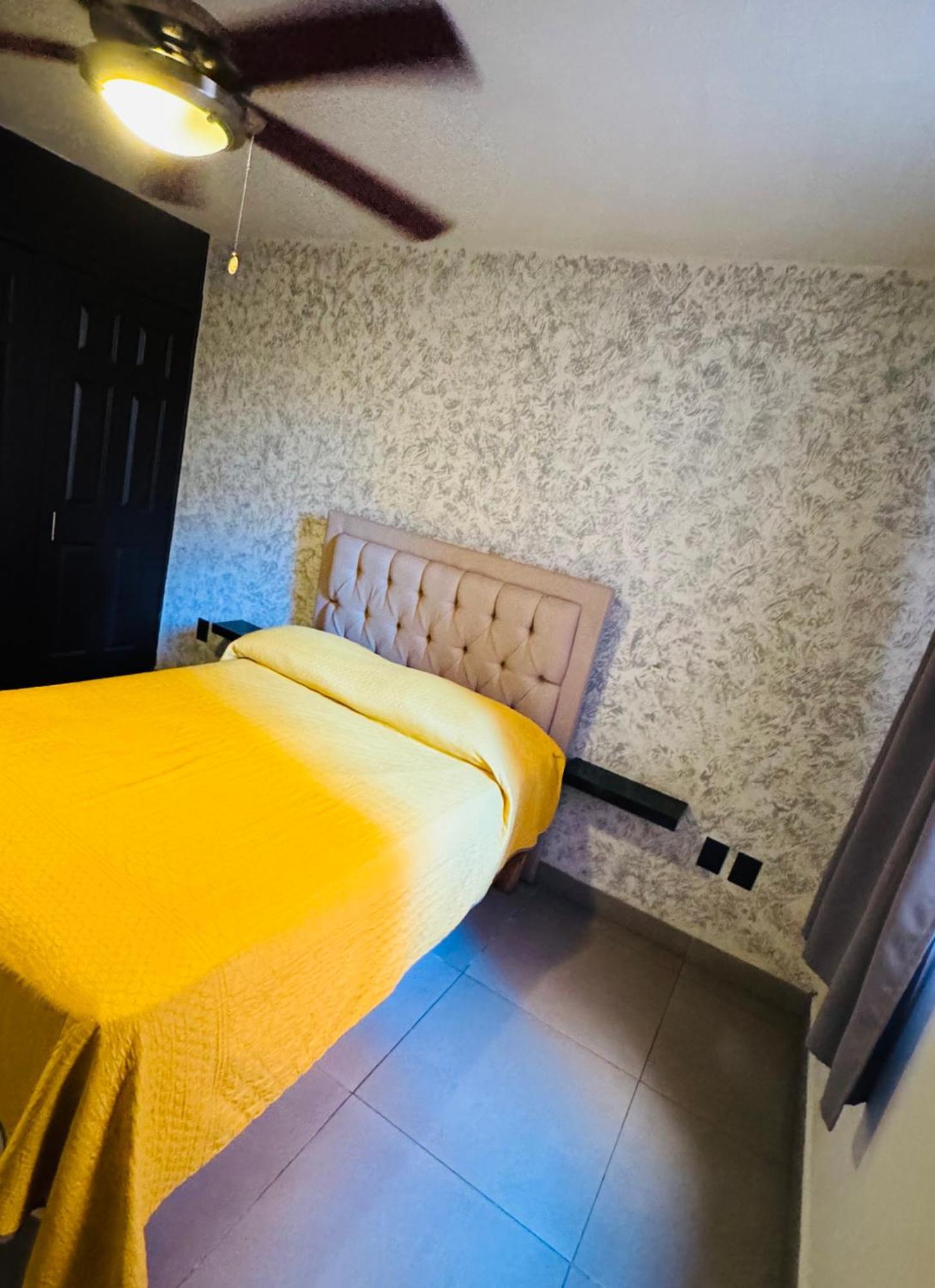 Zona Dorada: Amplio Departamento Para 12 Mazatlán Buitenkant foto