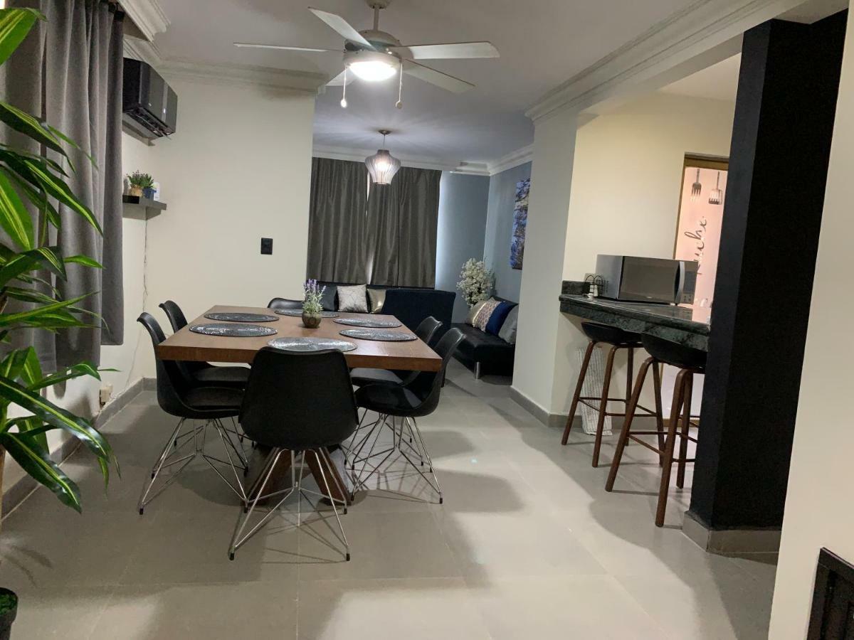 Zona Dorada: Amplio Departamento Para 12 Mazatlán Buitenkant foto